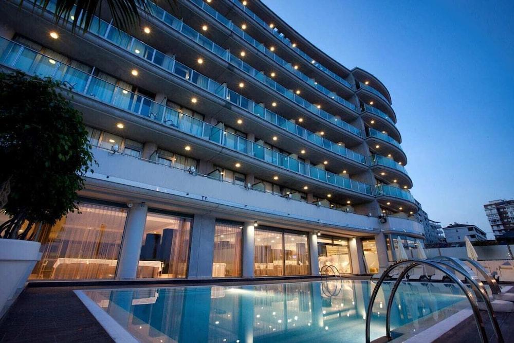 Hotel Allon Mediterrania Villajoyosa Exteriör bild