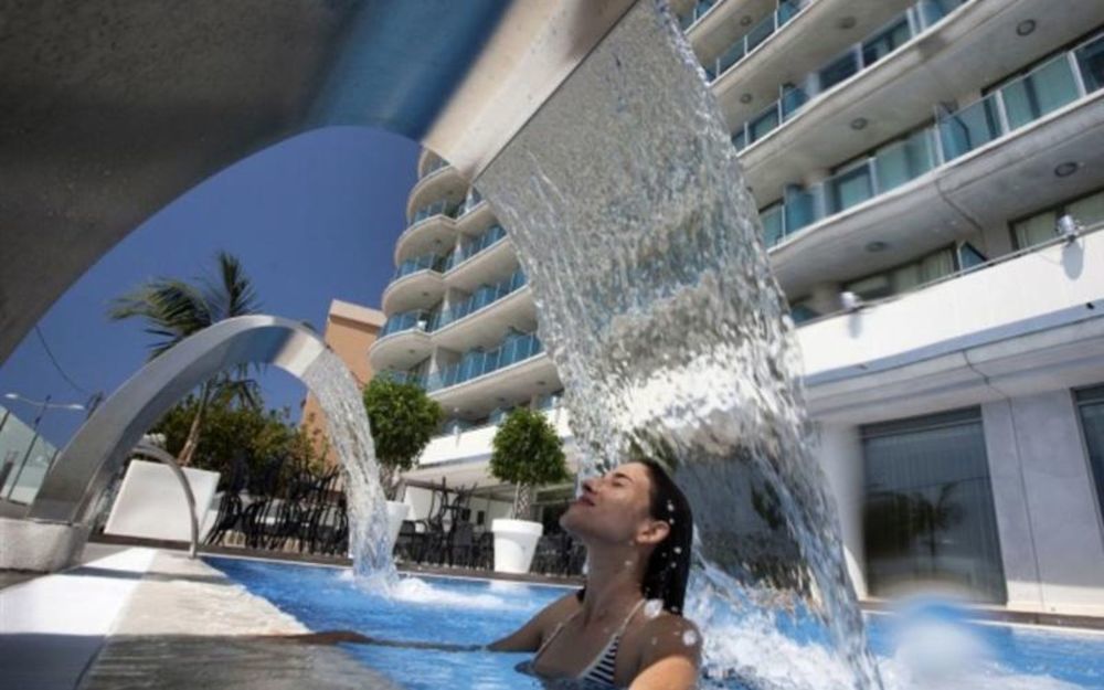 Hotel Allon Mediterrania Villajoyosa Exteriör bild