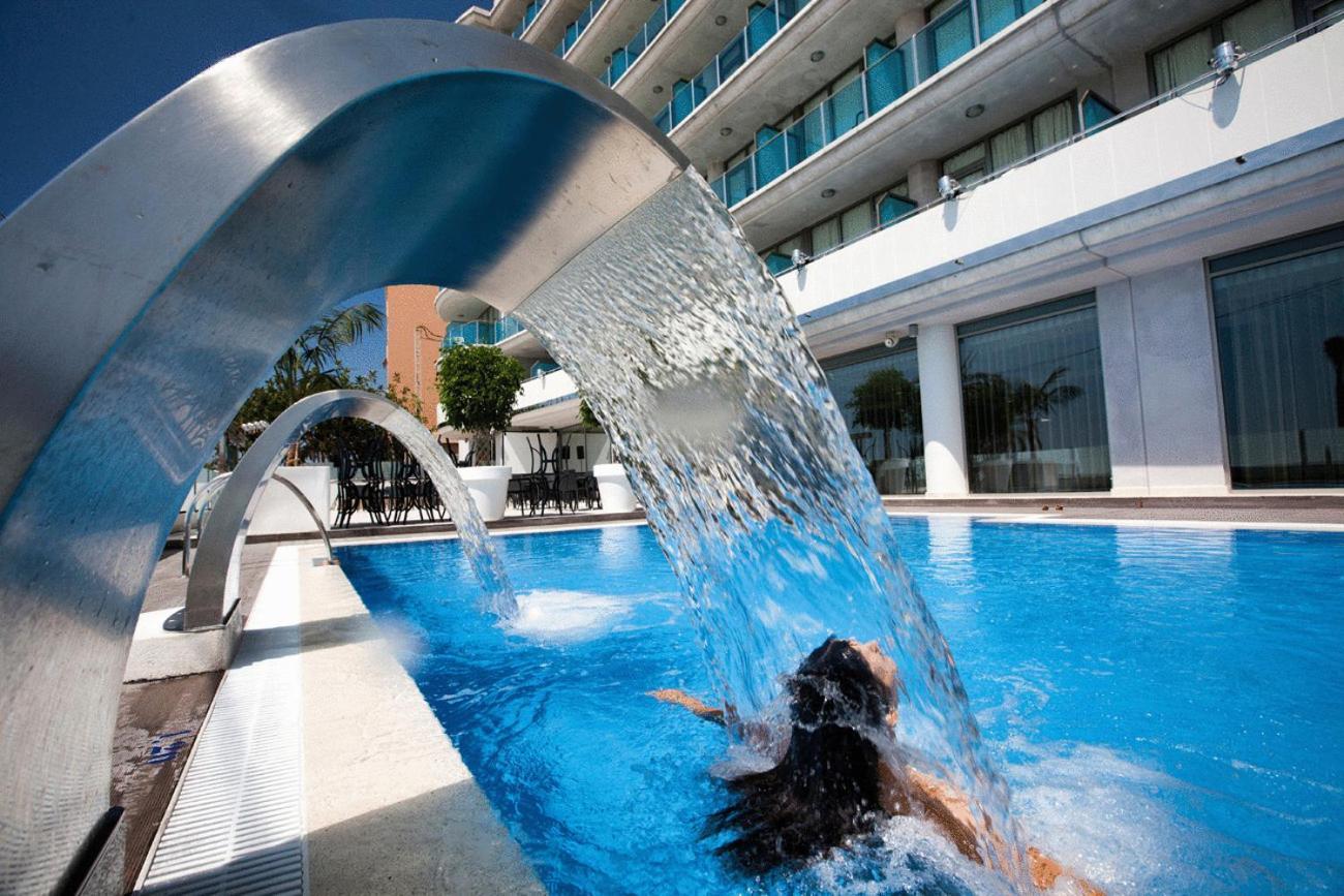 Hotel Allon Mediterrania Villajoyosa Exteriör bild